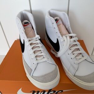 Nike Vintage Men’s Shoes